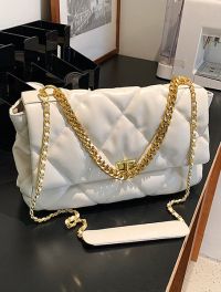 “Discover the Versatility of the Selina Shoulder Bag: Your Ultimate Companion for Work, Travel, and Shopping”
