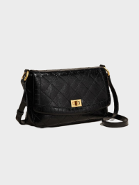 “Discovering Avery: The Quintessential Medium-Sized, Designer-Inspired Vintage Flapbag in Classic Black, White, and Green”