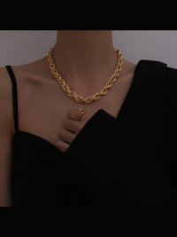 “Introducing Kylie: The Ultimate Hip-Hop Luxury Gold-Plated Necklace for an Oversized Cool Look”